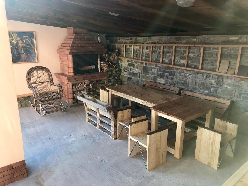 Гостевой дом Luxury house with own pool, tenis, billiards Каменец-Подольский