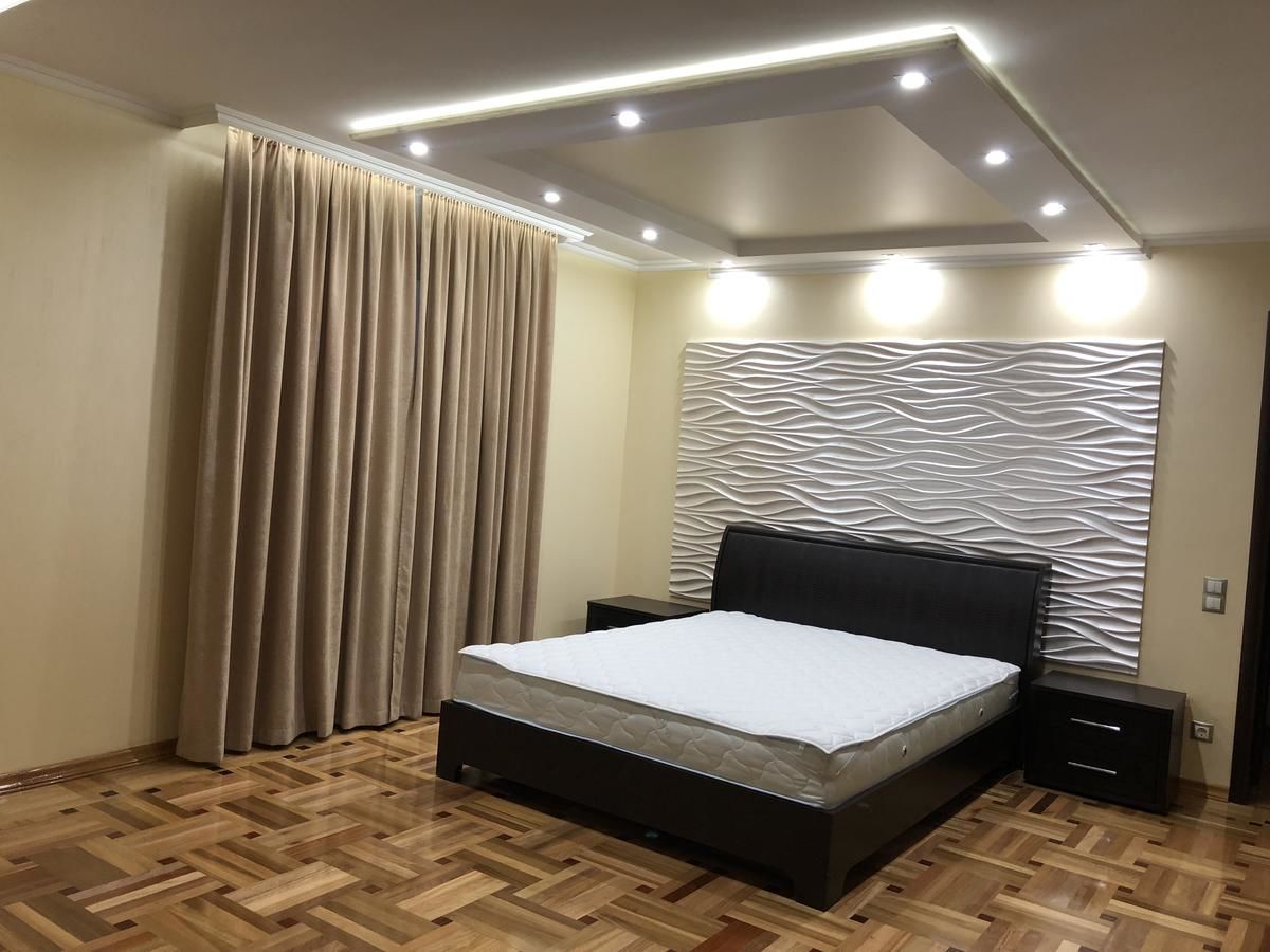 Гостевой дом Luxury house with own pool, tenis, billiards Каменец-Подольский