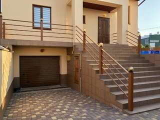 Гостевой дом Luxury house with own pool, tenis, billiards Каменец-Подольский Вилла с собственным бассейном-11